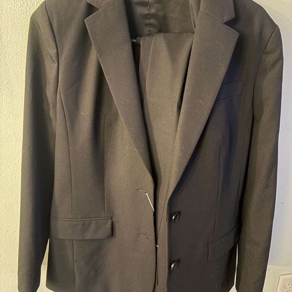 Elegant Black Women's Blazer and Pants